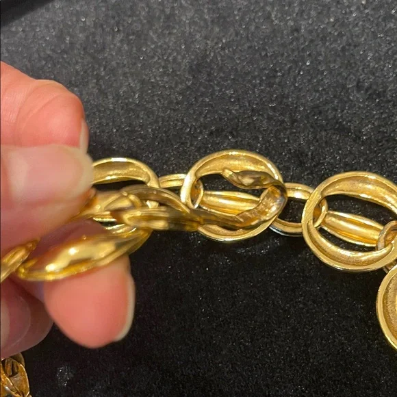 Chanel quilted Gold tone Chain Belt display picture 1